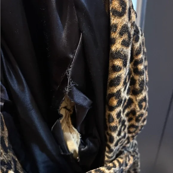 Vintage Leopard Print Women's Coat - Picture 9 of 9